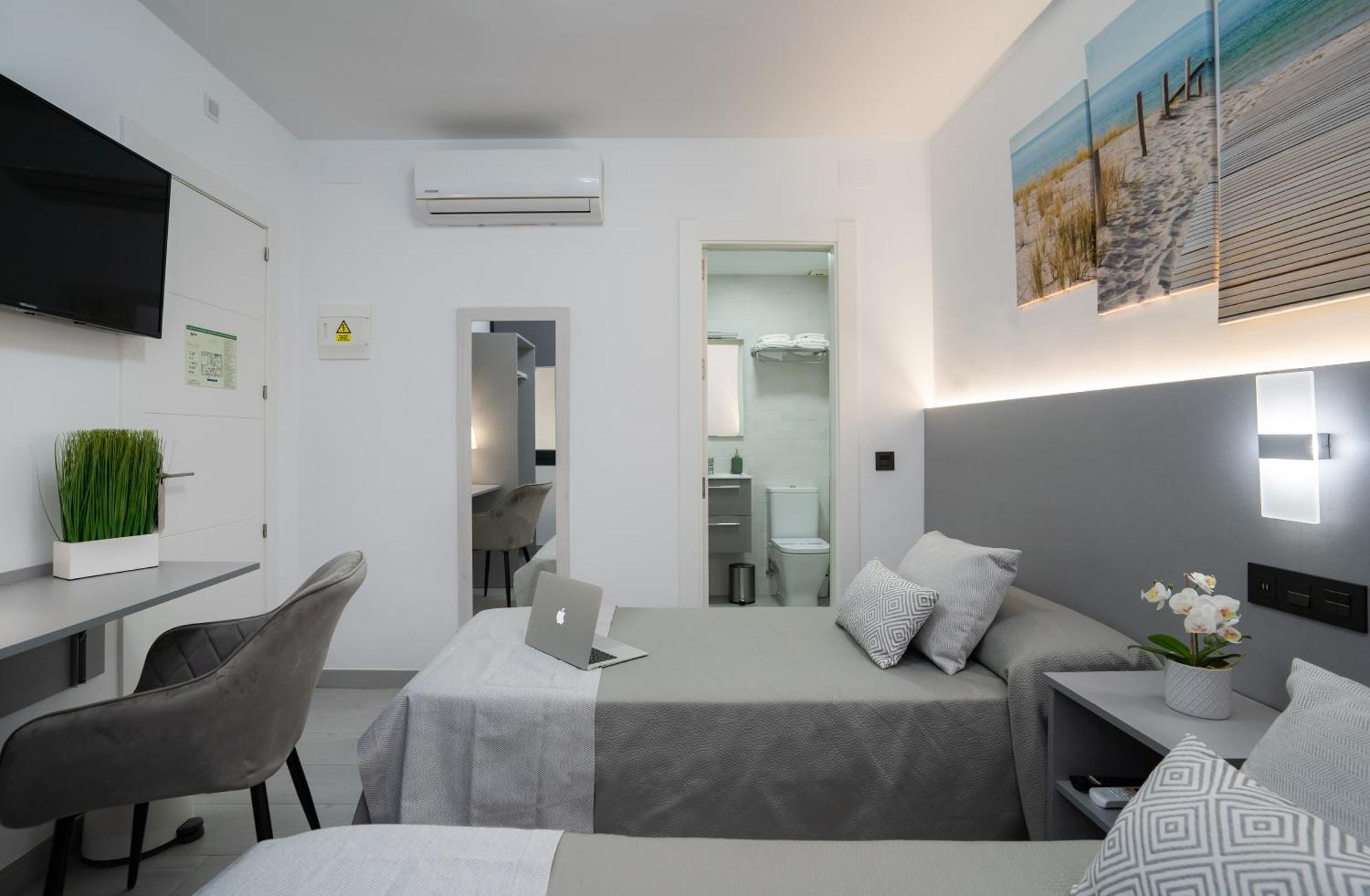 Stay Belonio L'Prados Málaga Quarto foto
